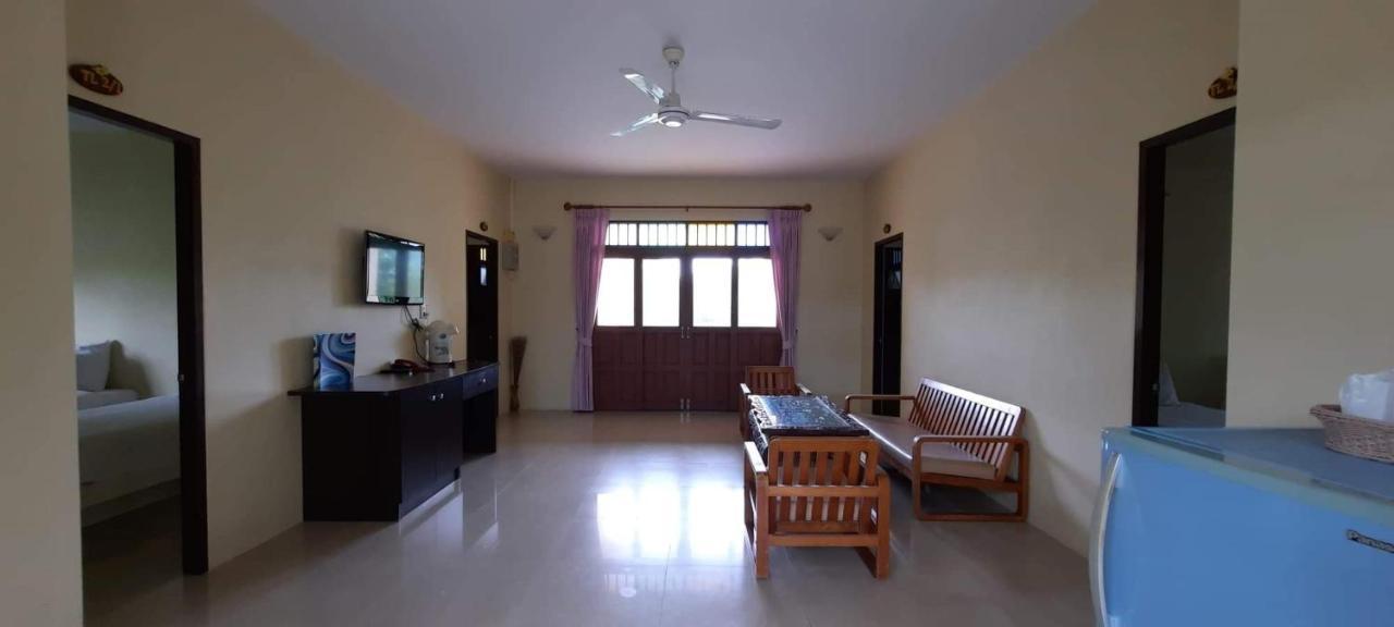 Baan Talay See Cream Resort Samut Songkhram Extérieur photo