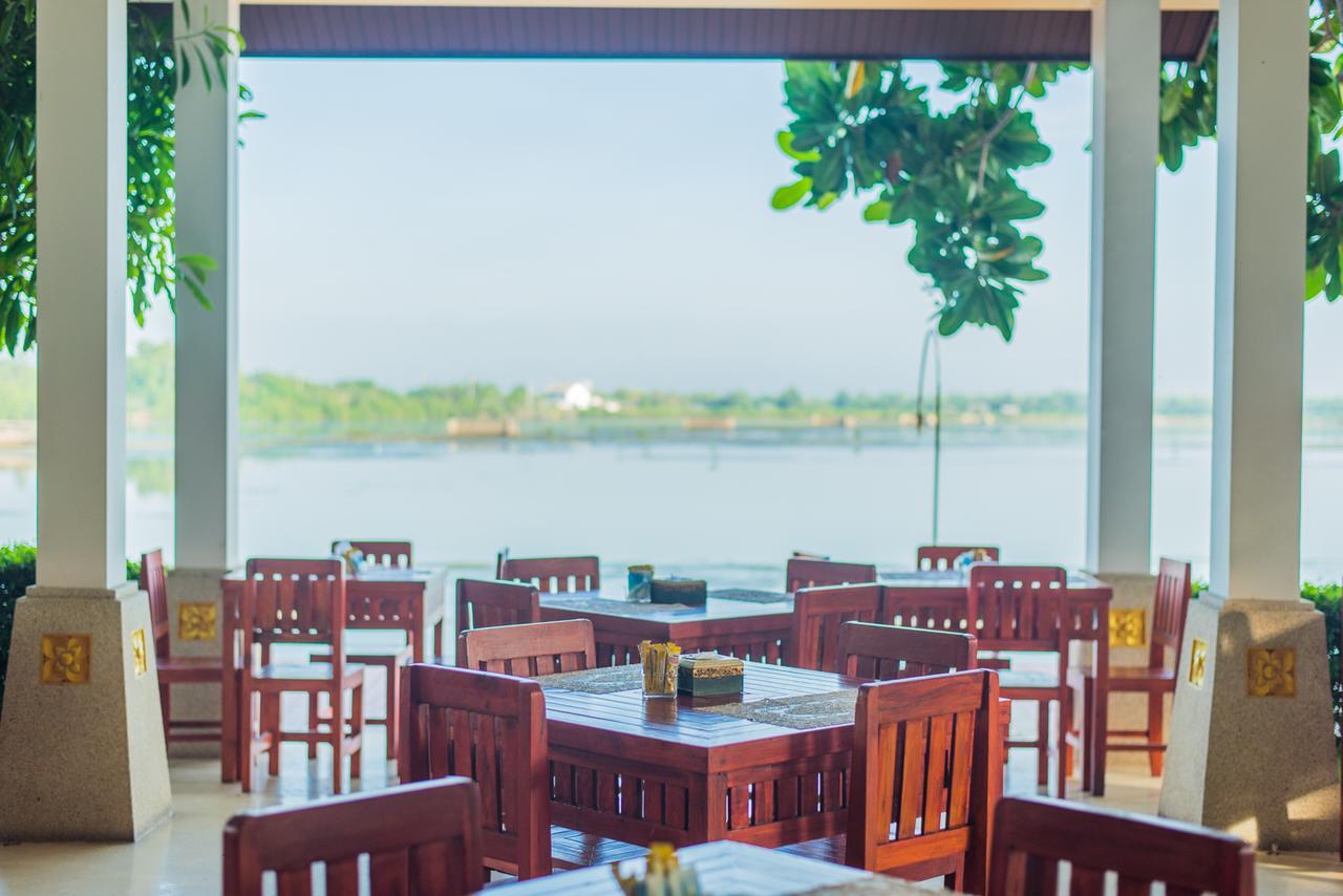 Baan Talay See Cream Resort Samut Songkhram Extérieur photo