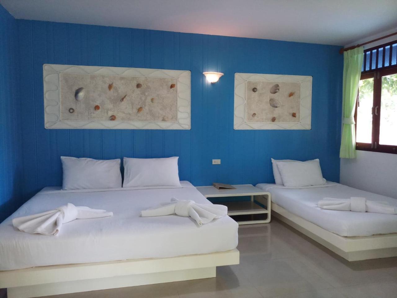 Baan Talay See Cream Resort Samut Songkhram Extérieur photo